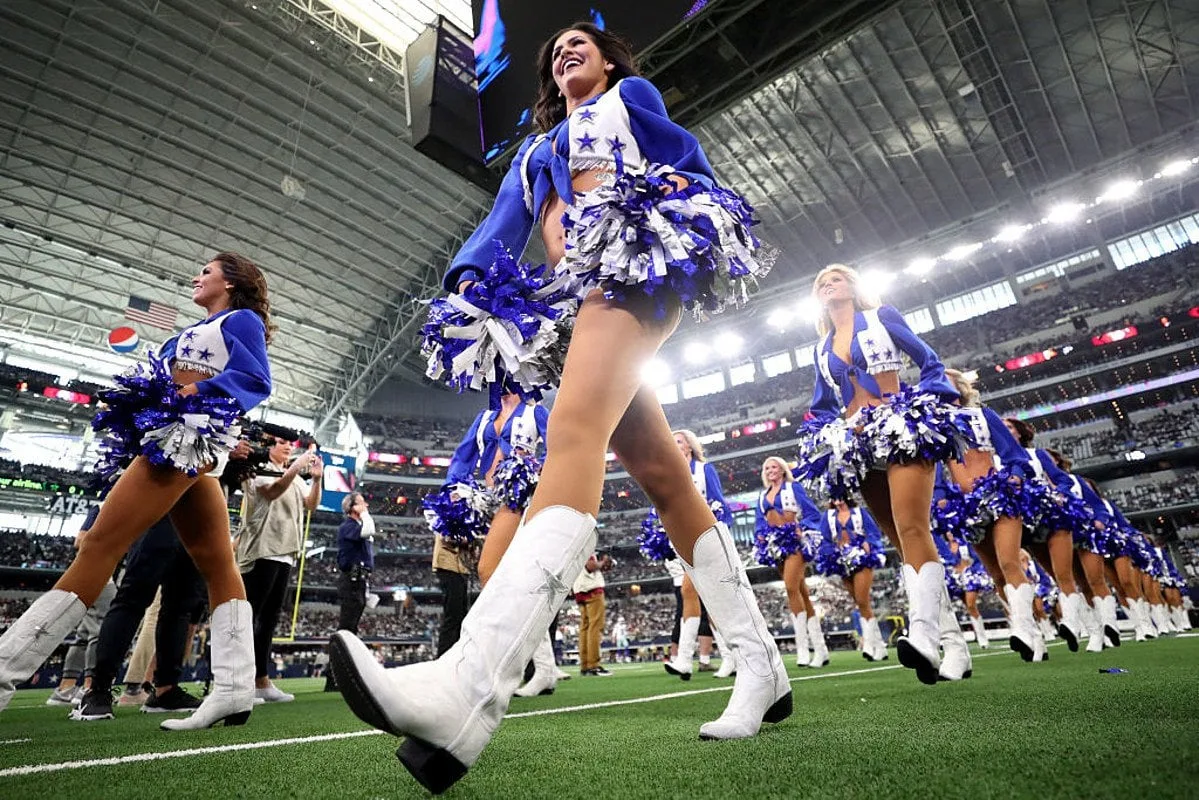 Dcc R Dccmakingtheteam