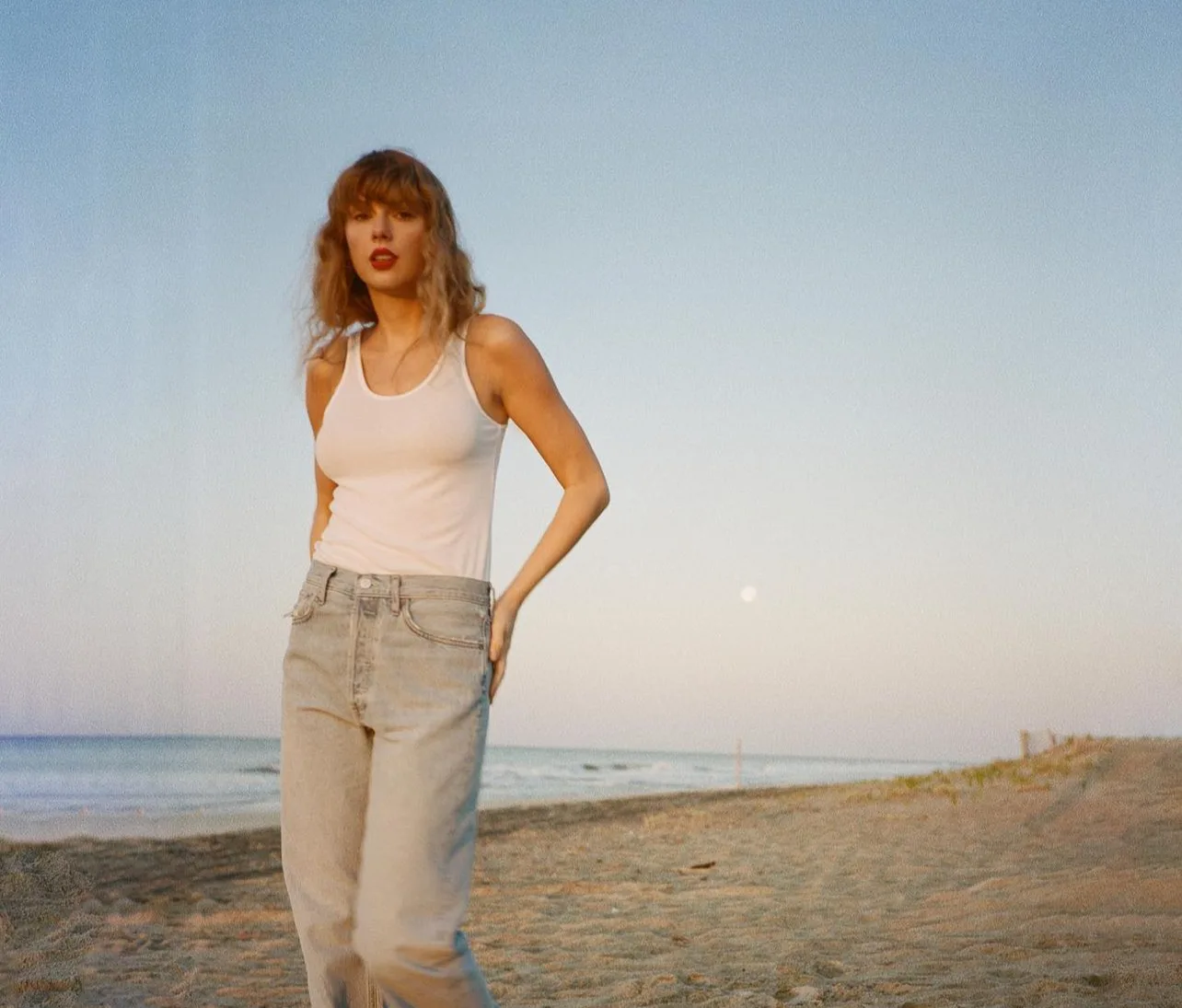 Decoding Taylor Swift S Iconic 1989 Taylor S Version The Recorder