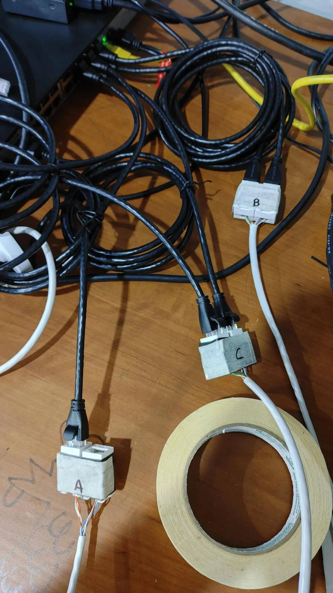 Decreased The Number Of Routed Wires By Wiring 2 Cameras For Each Cable R Techsupportmacgyver