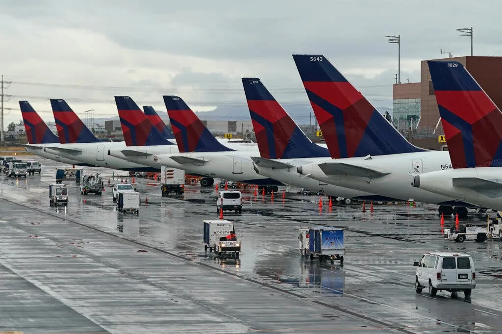 Delta Earnings Are Solid As Airline Signals Optimism On Travel Demand The New York Times