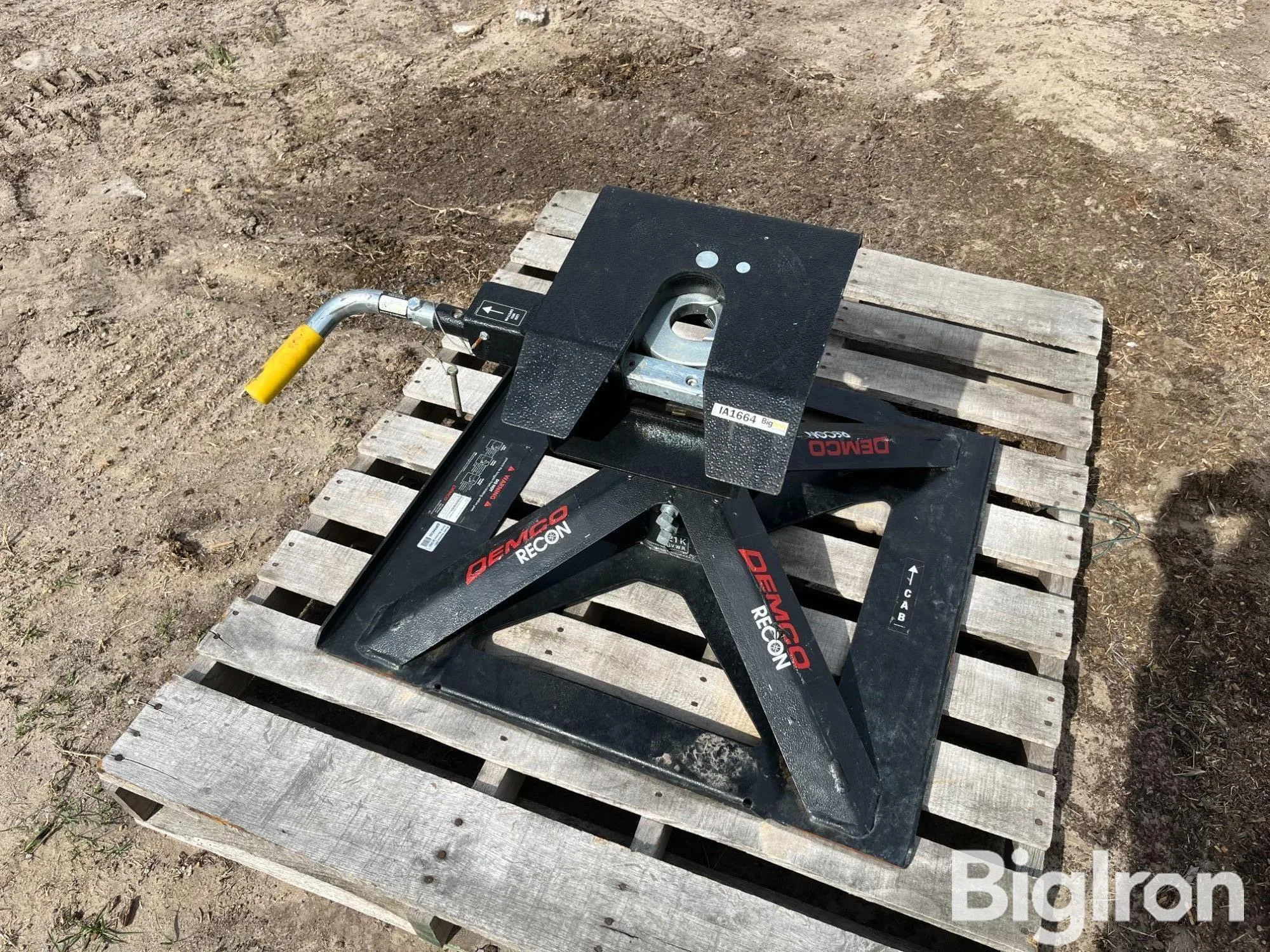 Demco Recon 5Th Wheel Hitch Bigiron Auctions