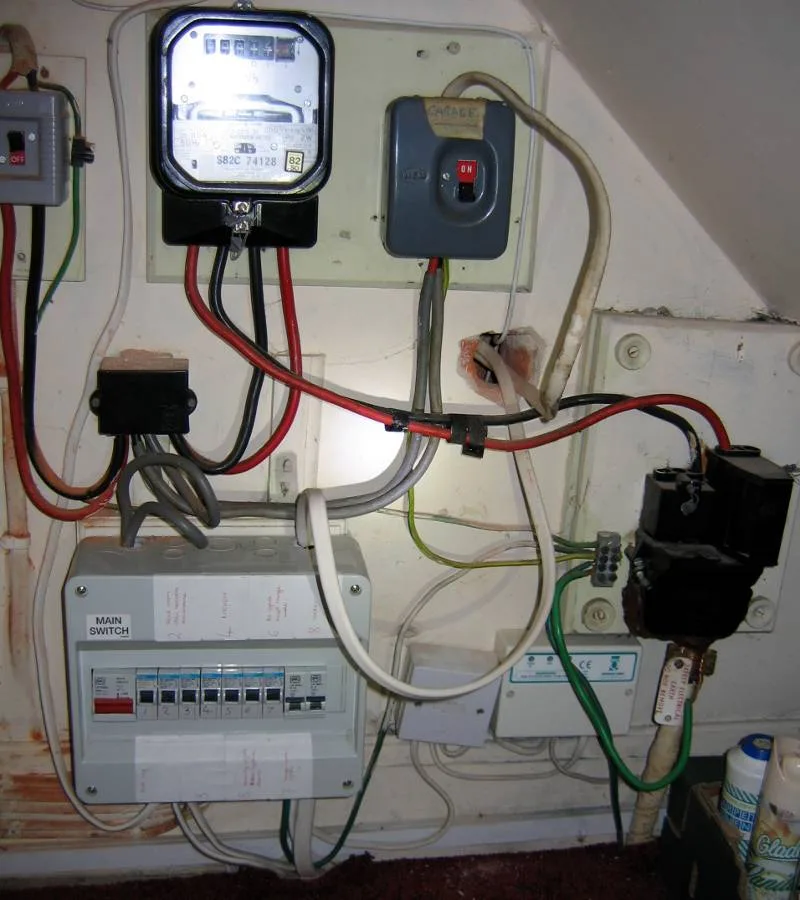 Diagram 4 Way Garage Caravan Consumer Unit 63A Power Switch Wiring Diagram