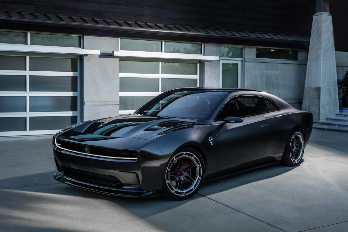 Dodge Charger Daytona Srt Concept Previews America S First Electric Muscle Car