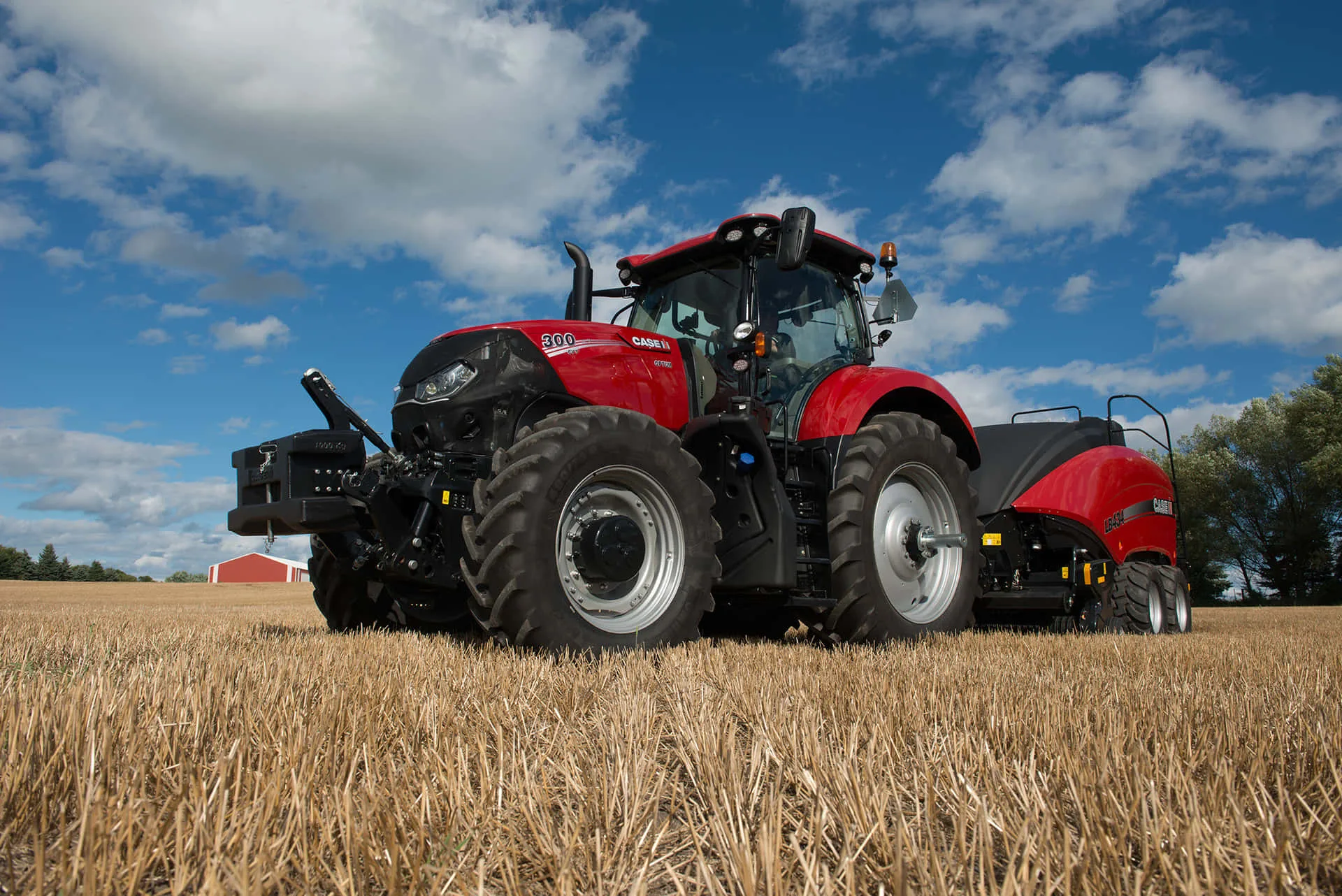 Download Giant Farm Tractor Picture