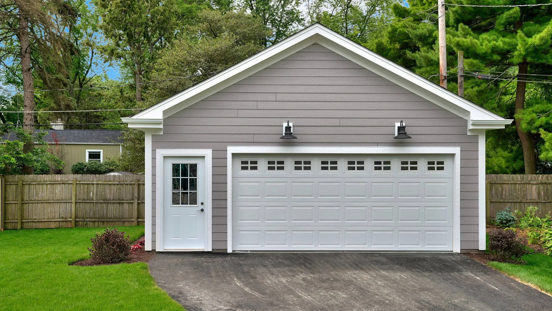 Download Modern Minimalist Garden Garage Door Wallpaper