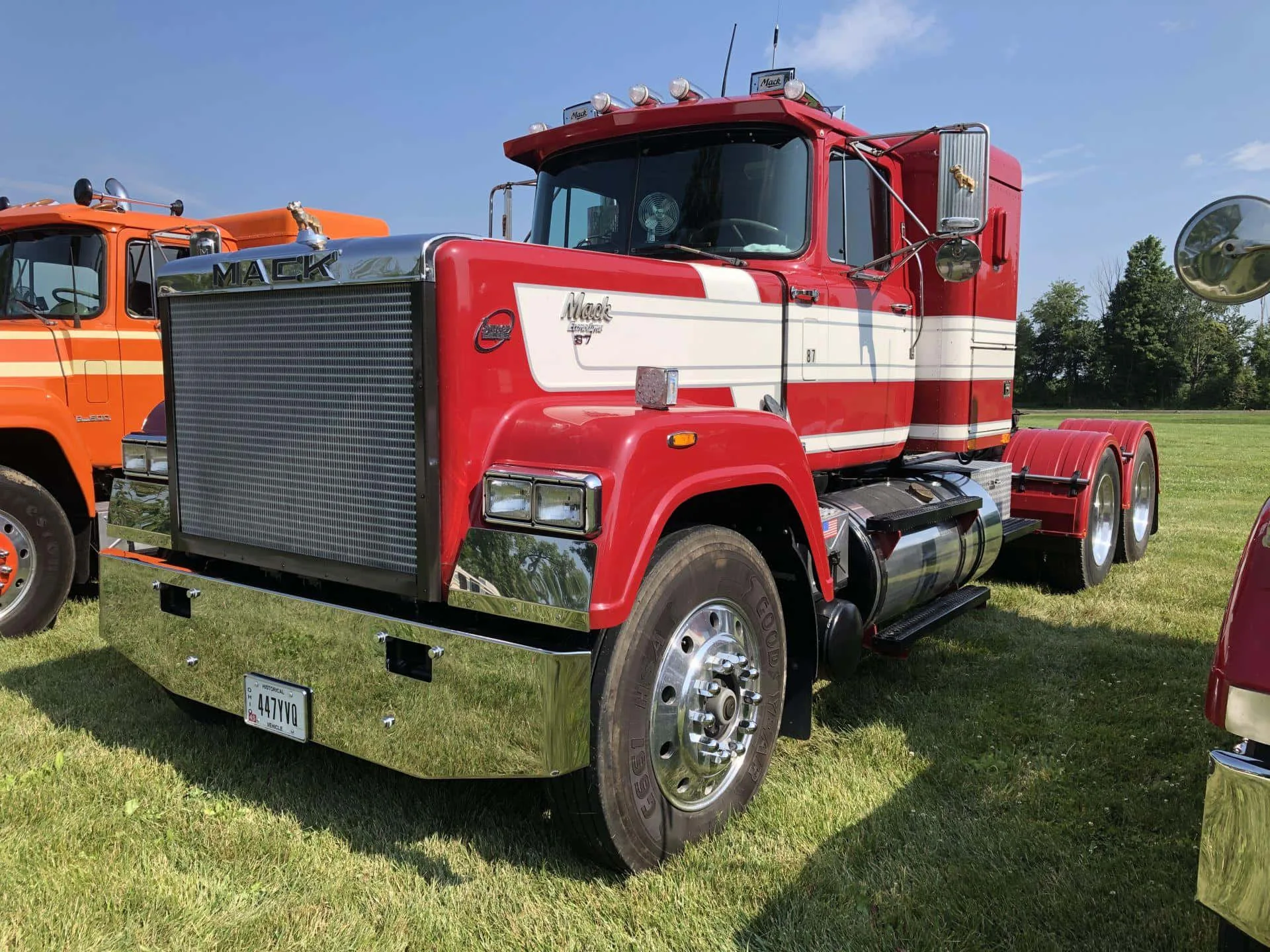 Download Truck Pictures