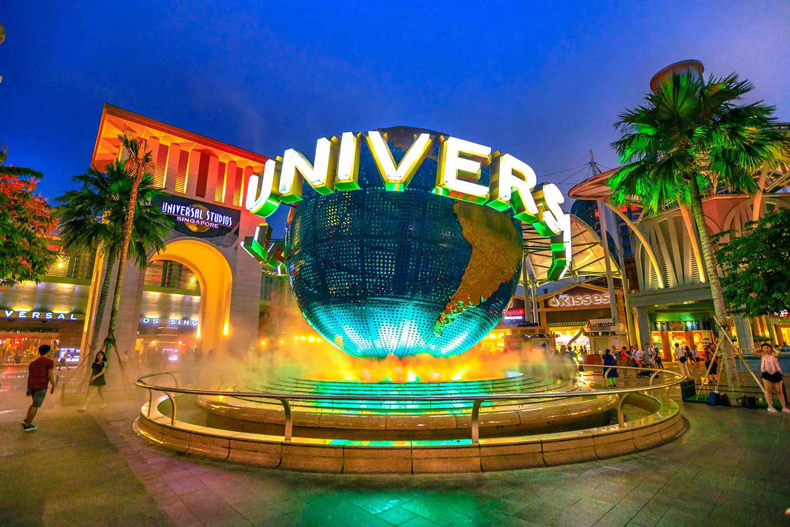 Download Universal Studios Colorful Globe Wallpaper