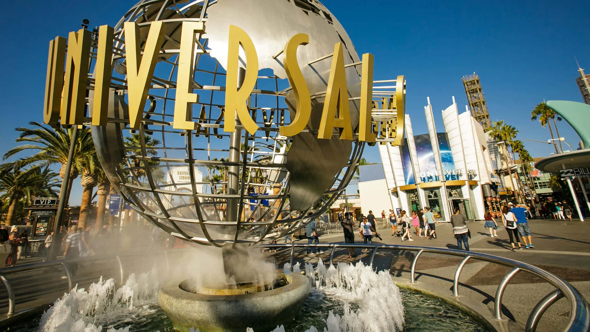 Download Universal Studios Gold Aesthetic Fountain Picture