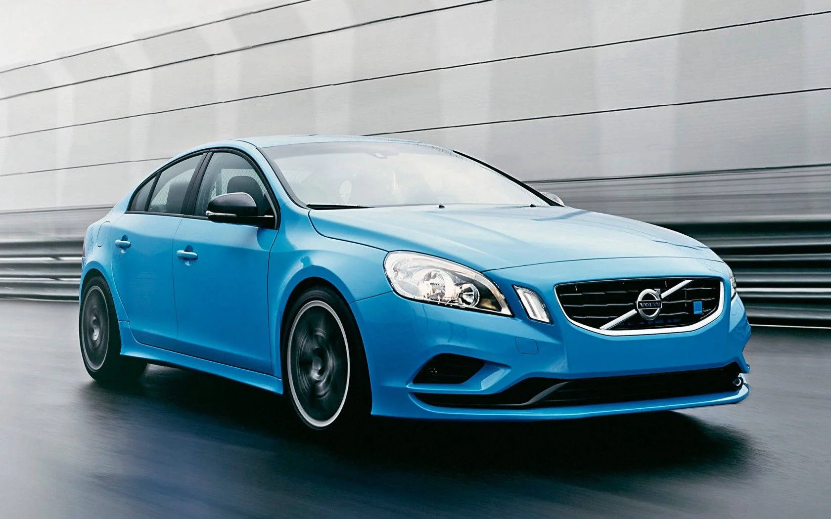 Download Volvo Wallpaper