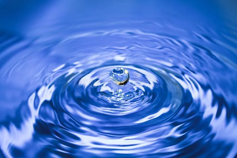 Drop Picture Image 15599292