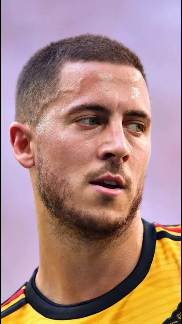 Eden Hazard Chelsea Fc Thin Hair Cuts Midfielder Hair And Beard Styles Football Players