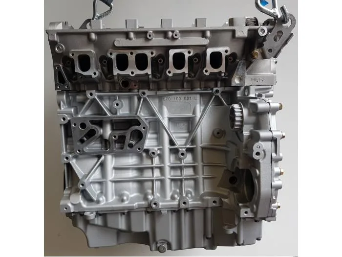 Engine Volkswagen Transporter Caravelle T5 2 5 Tdi 4Motion R070103373C Bnz