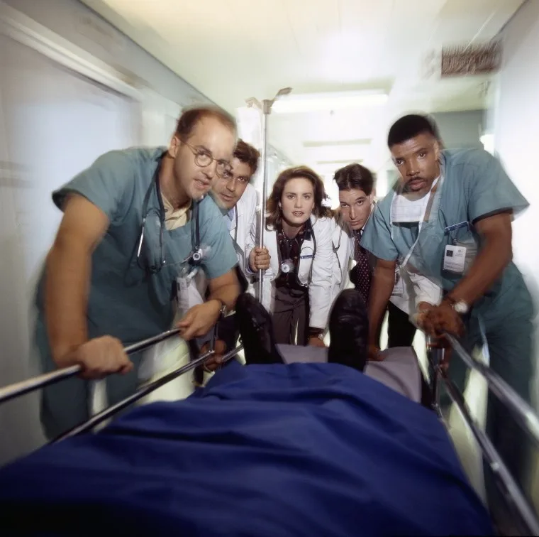 Er Comes To Hulu Here Are 8 Episodes That Ll Get Your Heart Racing