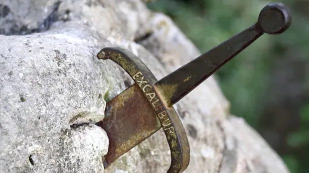 Excalibur Origin Story Myths Powers World History Edu