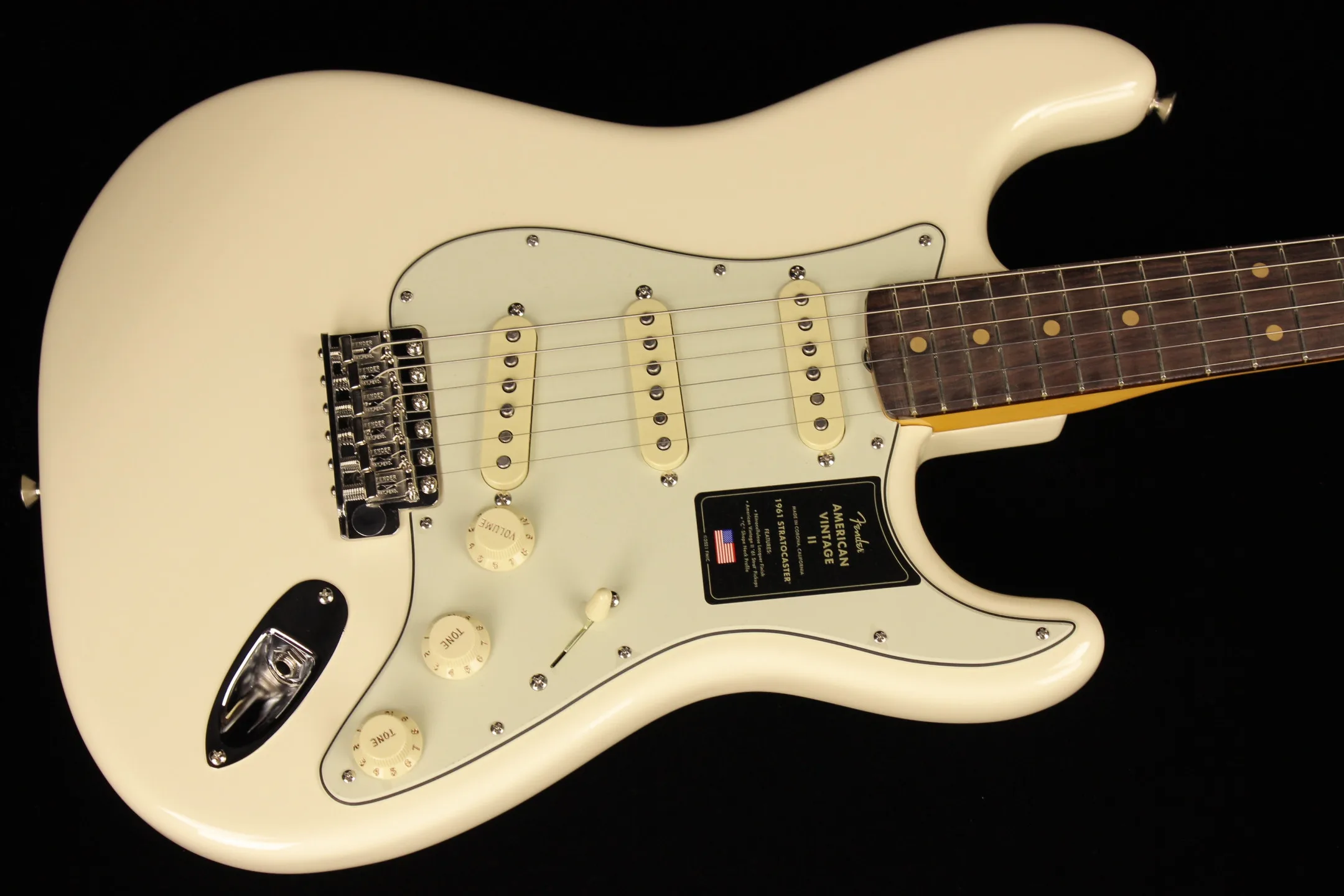 Fender American Vintage Ii 1961 Stratocaster Olympic White Sn V2202621 Gino Guitars