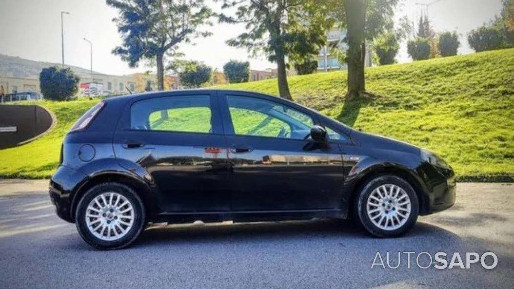Fiat Punto 1 4 Easy Natural Power De 2013 Auto Sapo