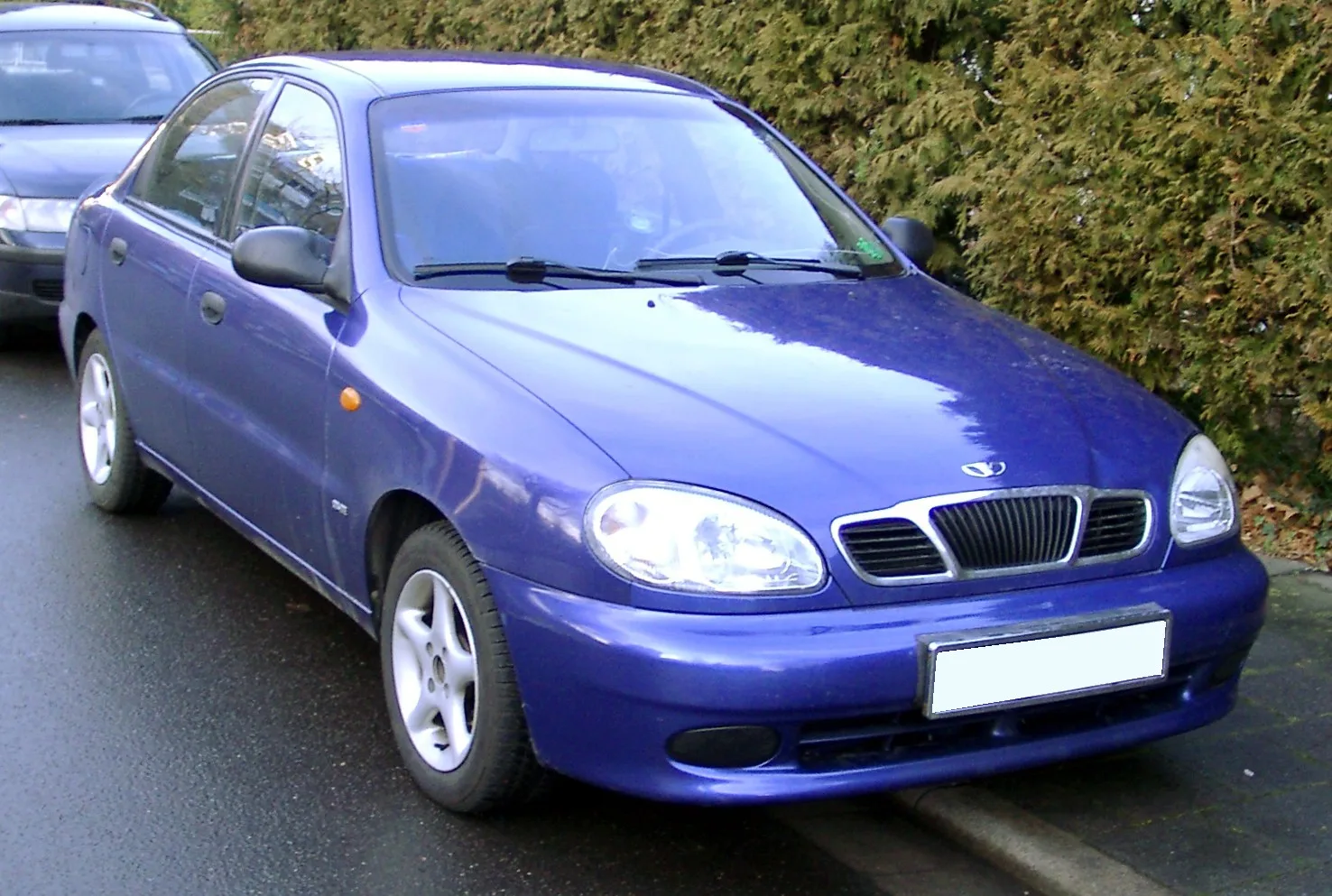 File Daewoo Lanos Front Wikimedia Commons