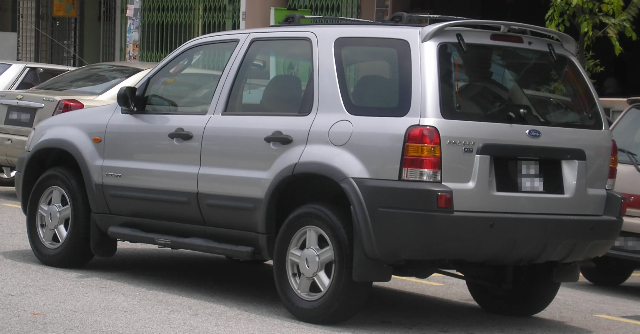 File Ford Escape First Generation Rear Wikimedia Commons