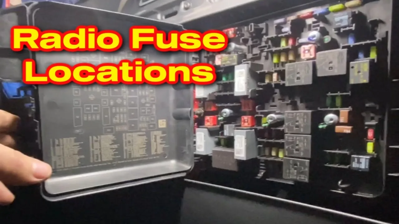 Fl70 Fuse Box Diagram Diagrama Caja De Fusibles Freightliner