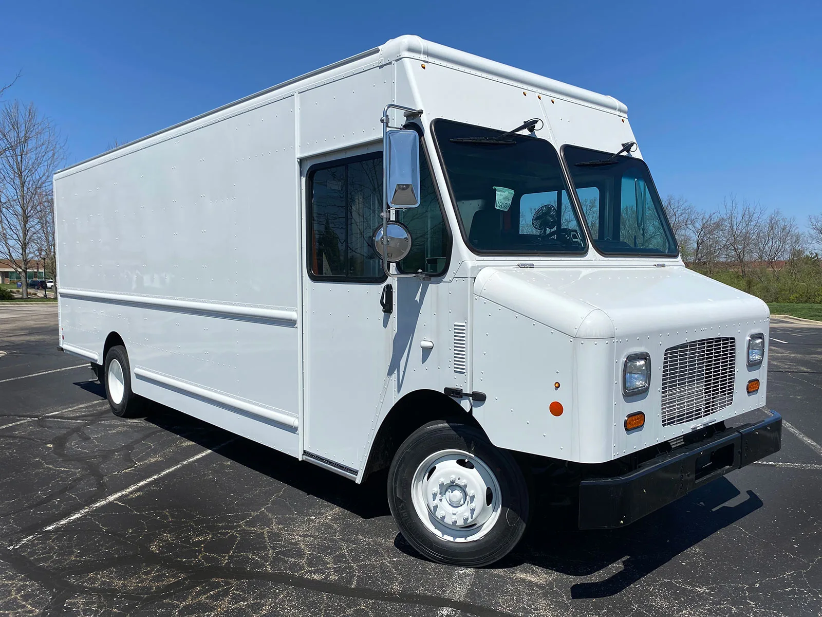 Ford F59 P1100 Stepvan Morgan Olson Body Fedex Trucks