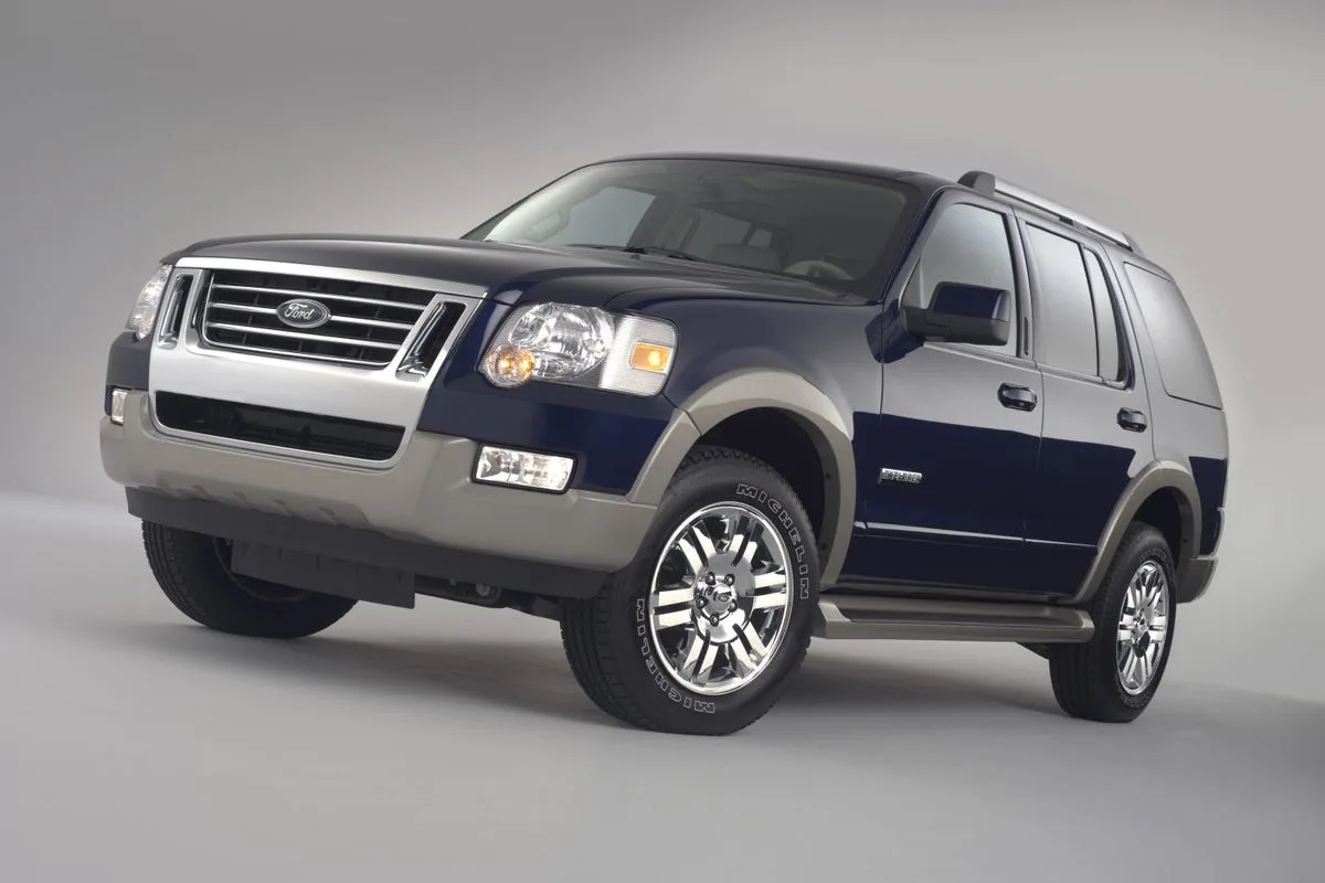 Fourth Gen Ford Explorer Improves But Doesn T Meet Customer Needs Cnet