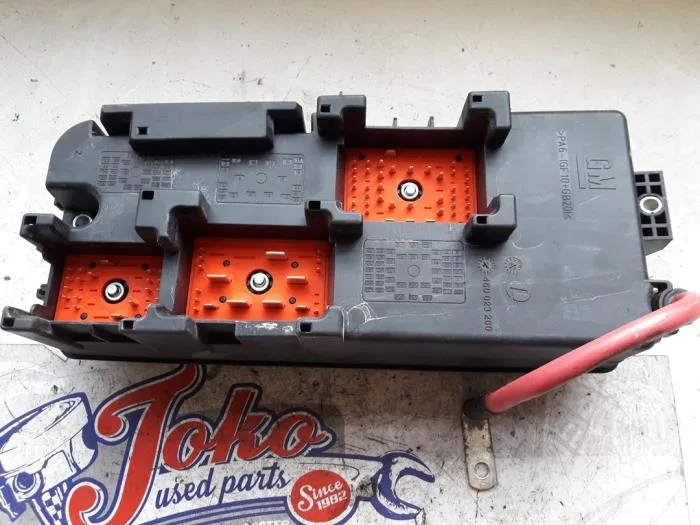 Fuse Box Opel Vectra C 1 8 16V 13144708 Gm