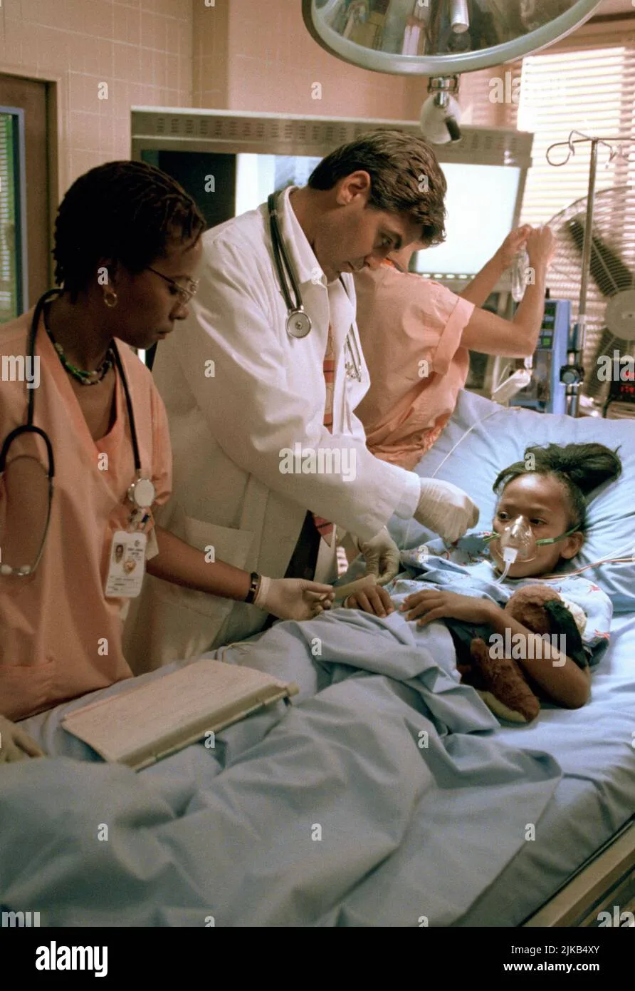 George Clooney In Er 1994 Directed By Jonathan Kaplan Richard Thorpe Leslie Linka Glatter