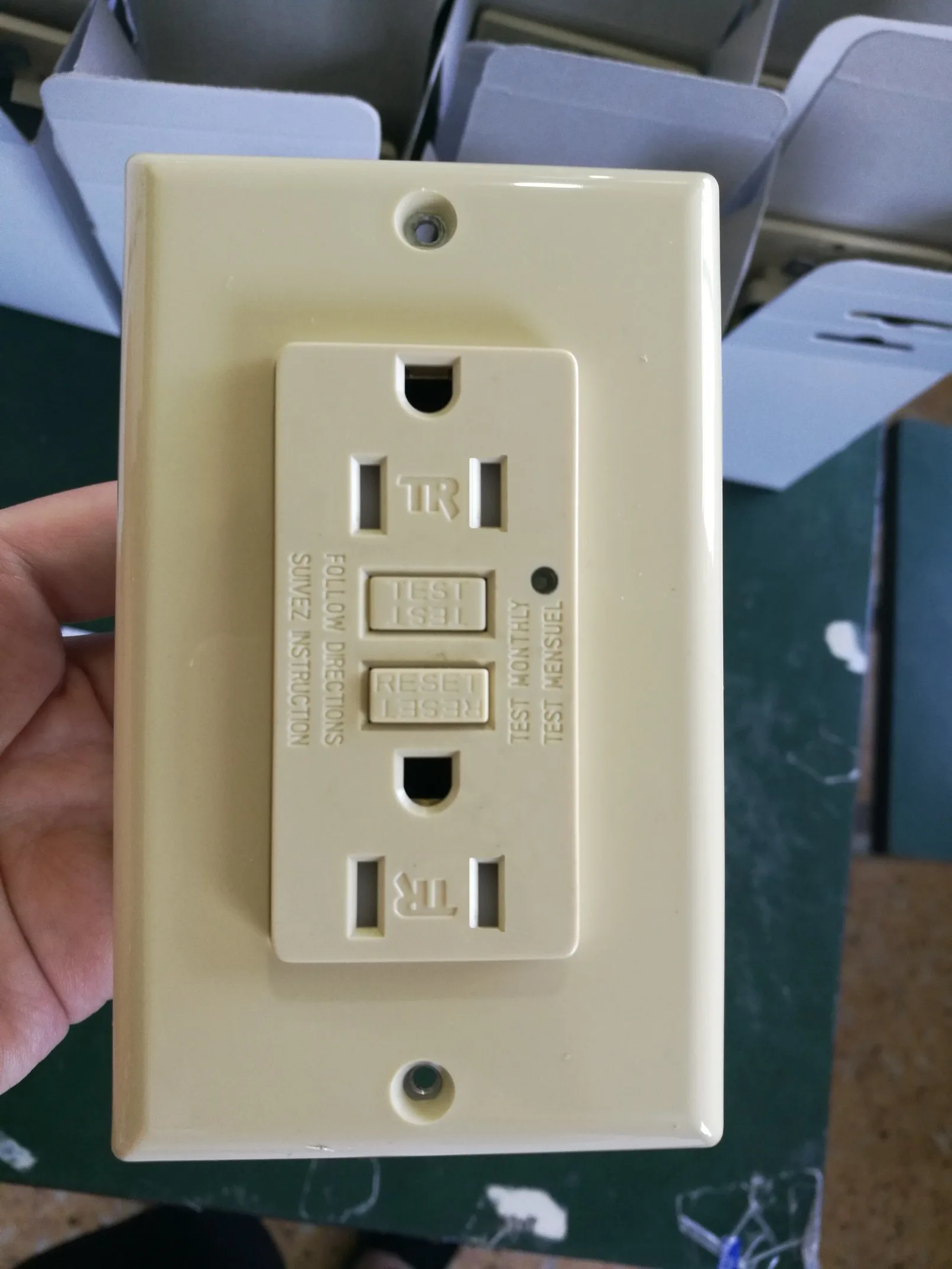 Gfci Receptacle Switch Socket 20A 120V Tamper Resistant Ground Fault Circuit Interrupter