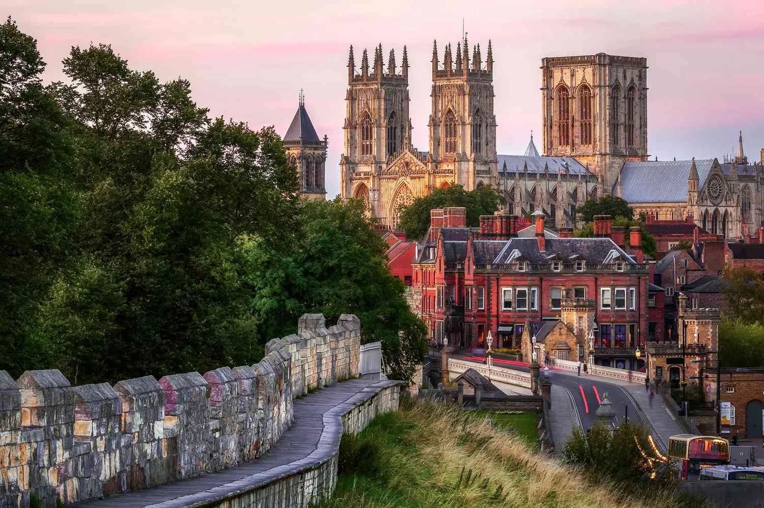 Guide To York England