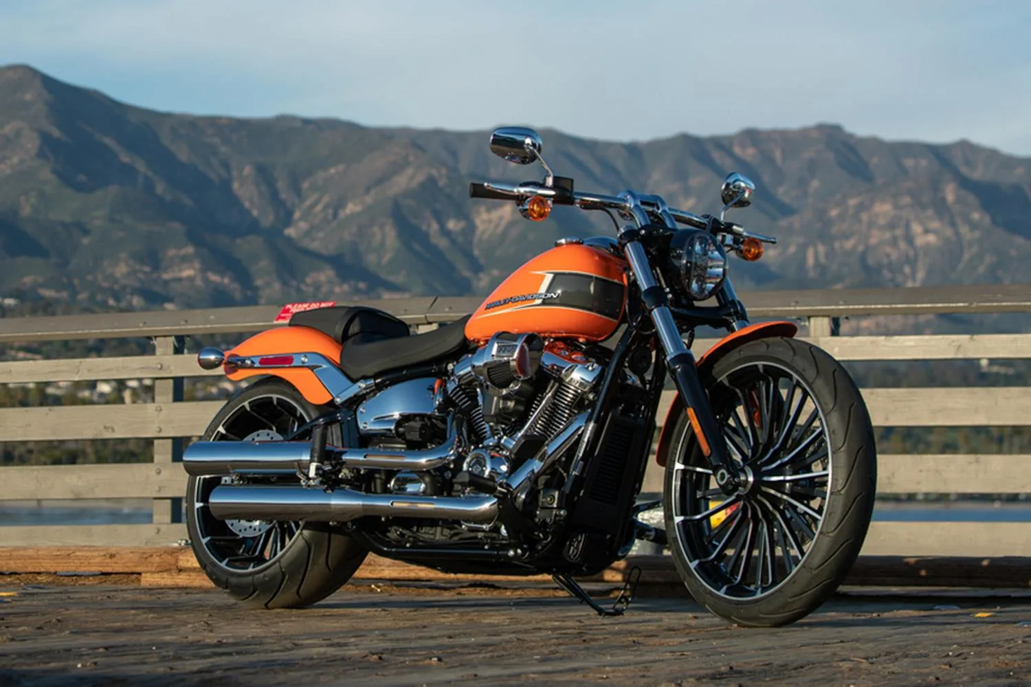 Harley Davidson Breakout 2023 On Review Mcn