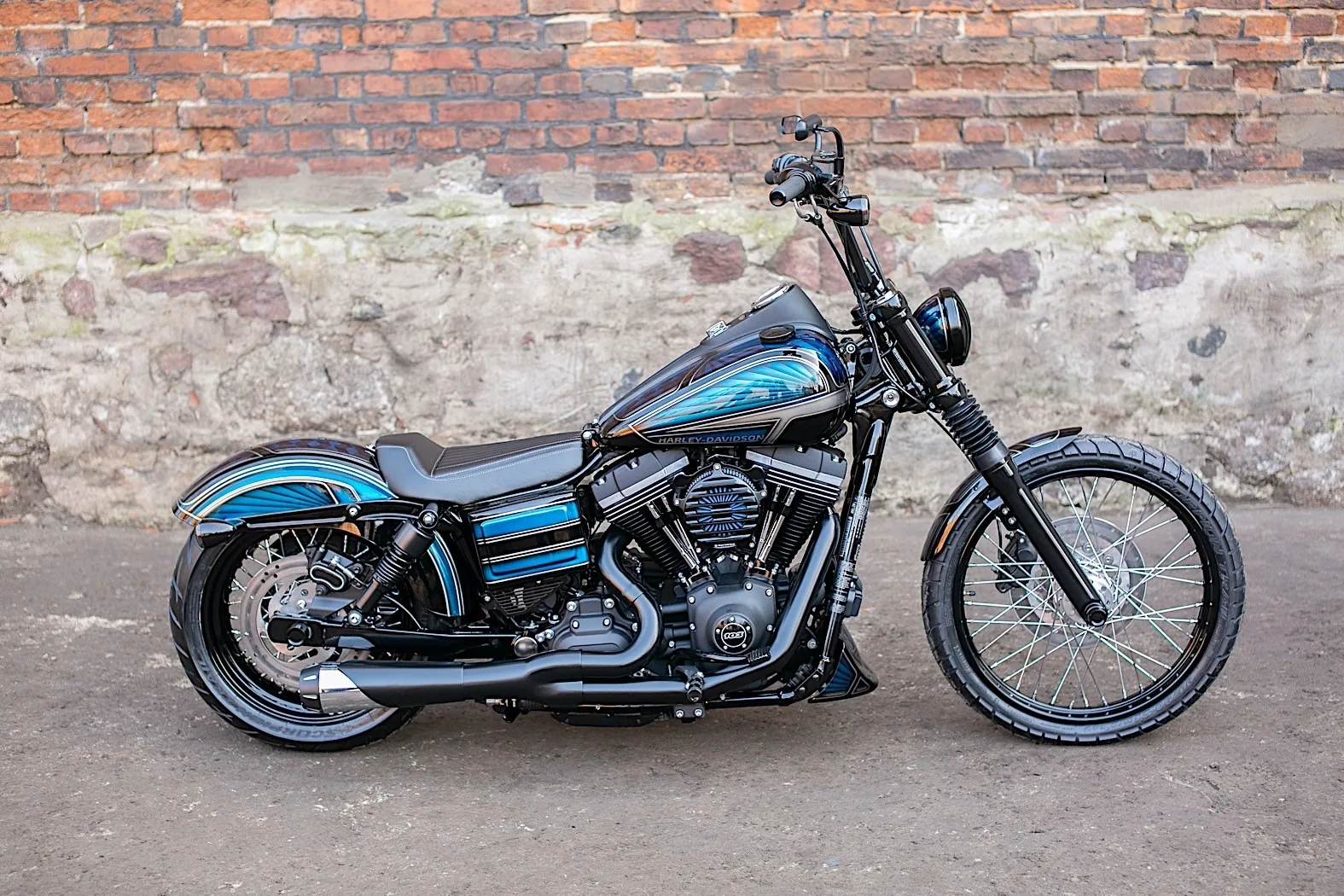 Harley Davidson Puncher Is A Custom 2016 Dyna Ready To Knock You Off Your Feet Autoevolution