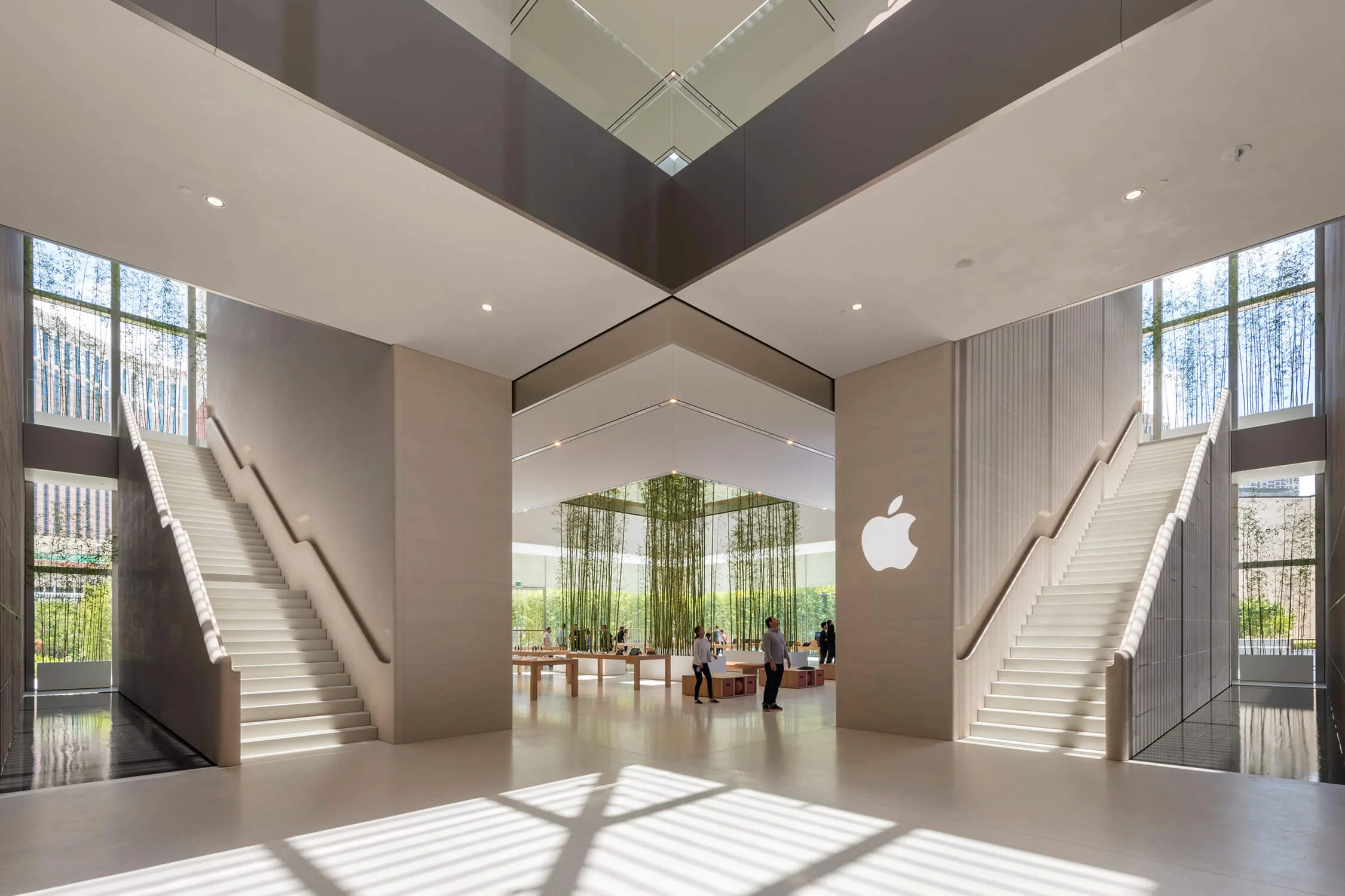How Foster Partners Elevated Apple Store Design Azure Magazine Azure Magazine