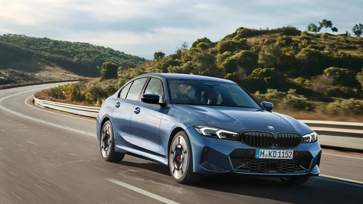 India Bound 2025 Bmw 3 Series Facelift Breaks Cover With Mild Hybrid Tech Car News The