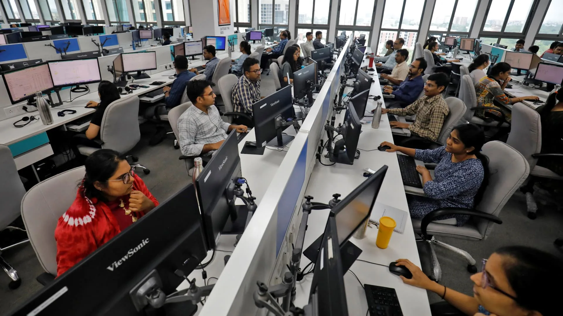 India Is A Perfect Emerging Market For Investors Says Etf Expert