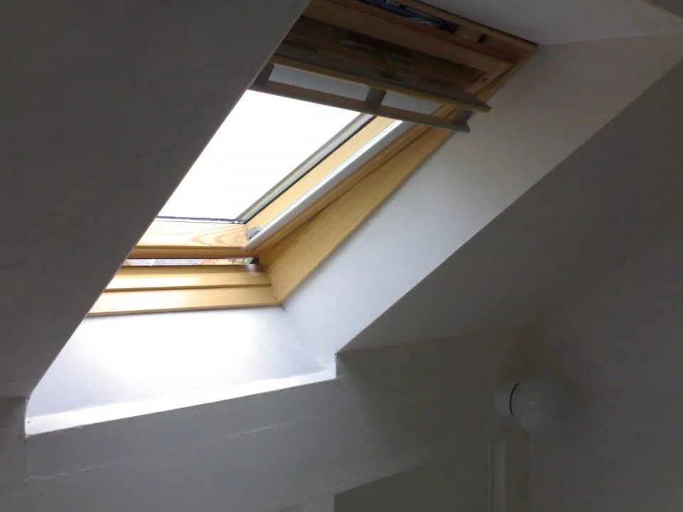 Installation De Velux Un Indispensable À L Aménagement Des Combles