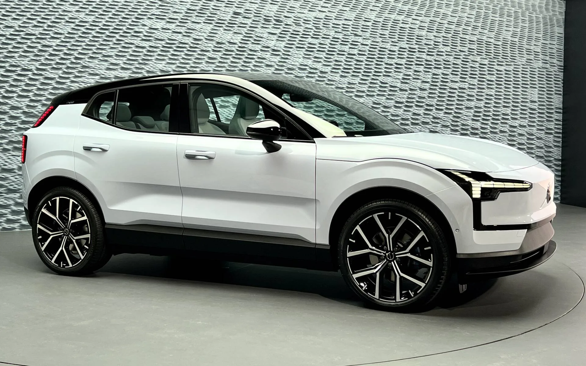 Is The 2025 Volvo Ex30 The Fast Compact Affordable Electric Suv We Ve Been Praying For The