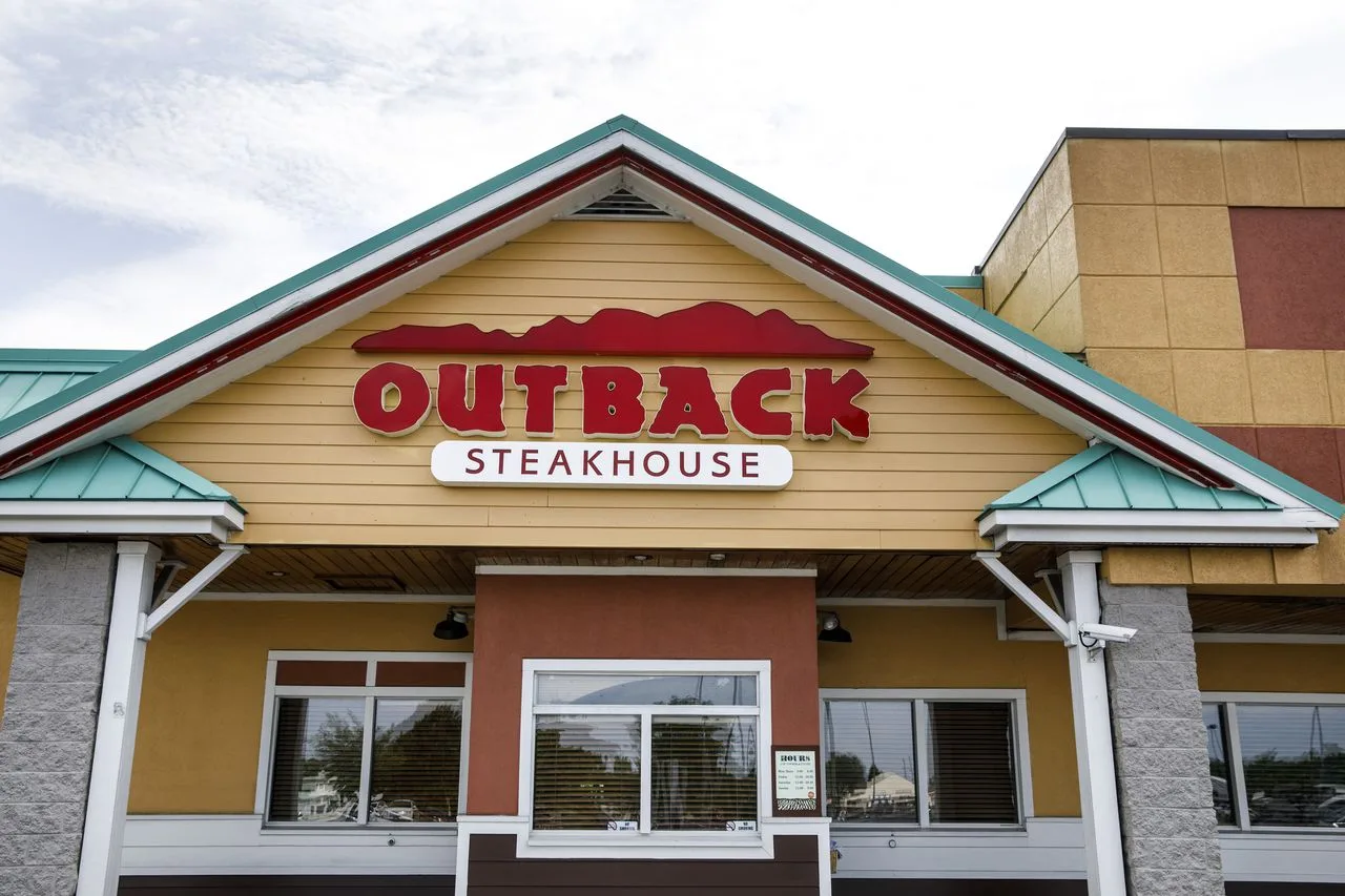Jackson Outback Steakhouse Reduces Employees Hours Gives Relief Pay