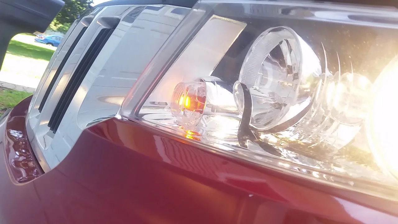 Jeep Grand Cherokee Light Bulb Replacement