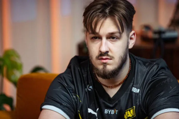 Jl Originally Planned To Work As A Delivery Person This Summer But Got Signed By Navi
