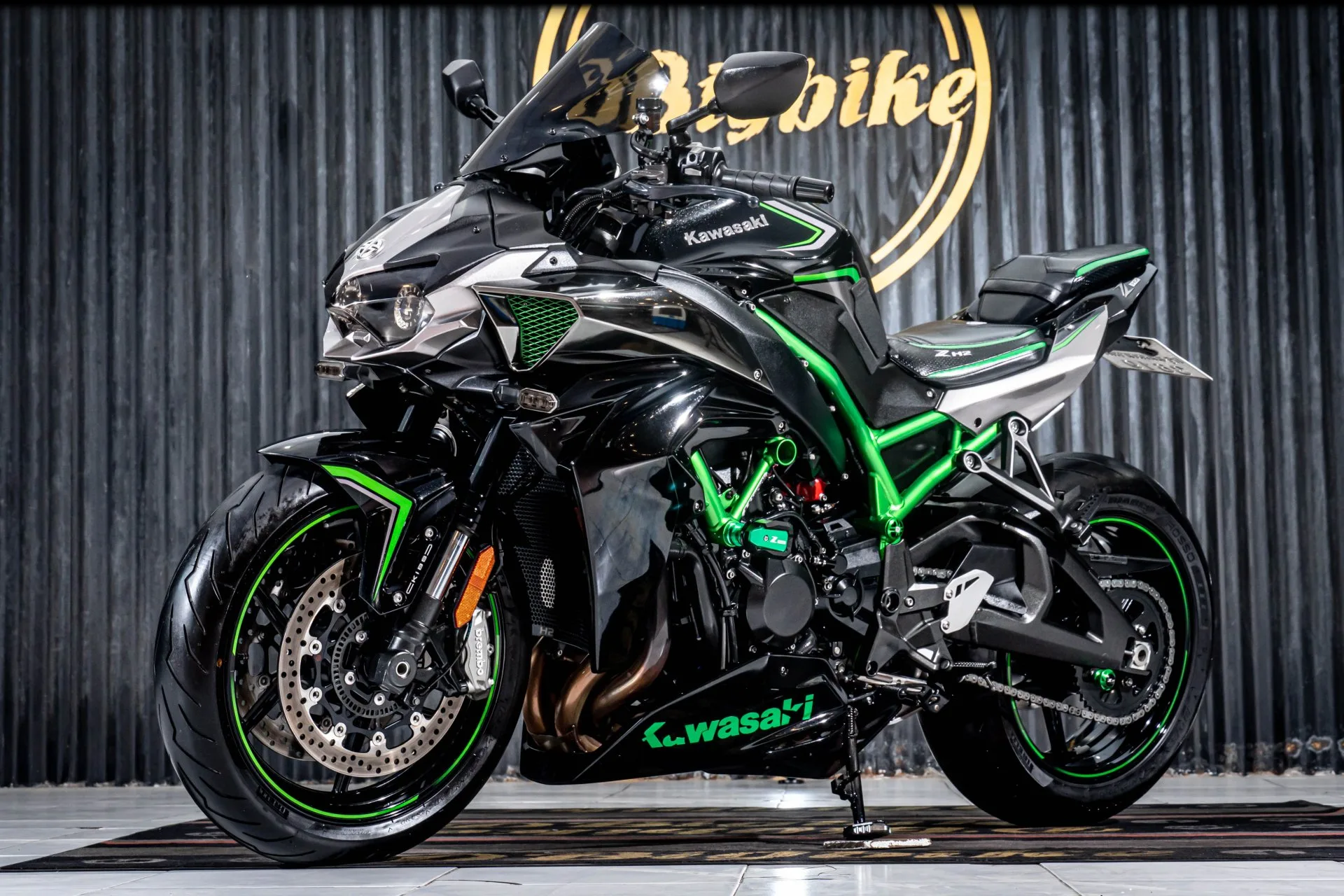 Kawasaki Zh2 Dbigbike