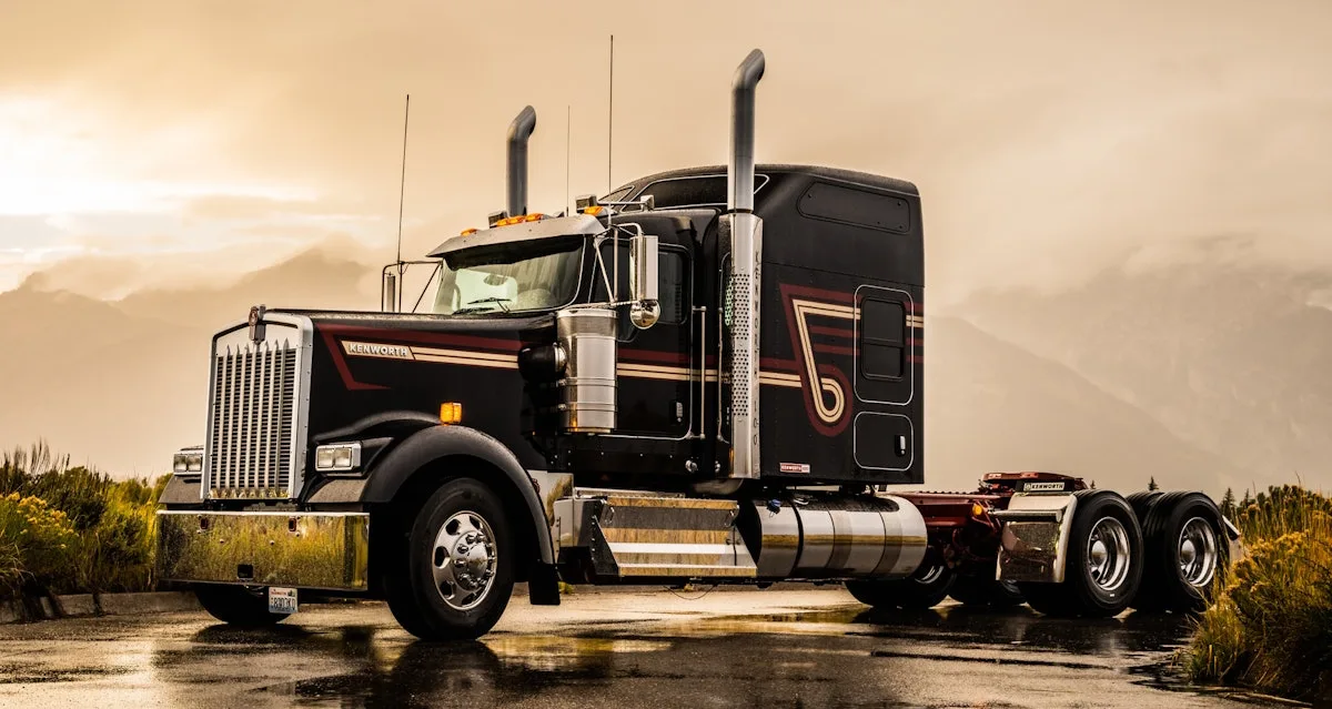 Kenworth Commemorates 100Th Anniversary With Limited Edition W900 Overdrive