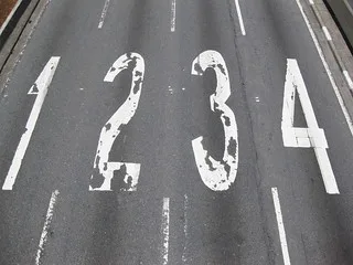 Lane Numbers The Lanes On This Road In Sao Paulo Are Numbe Teo Romera Flickr