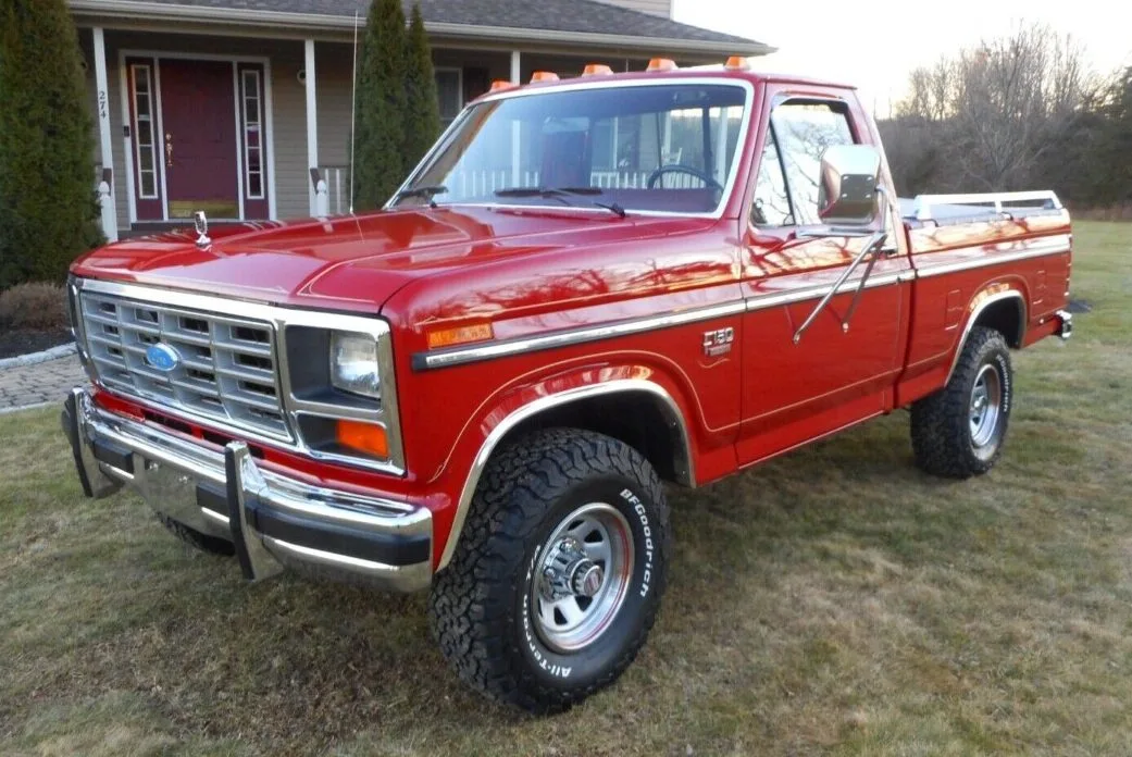 Like New 25K Mile 1985 Ford F 150 Xlt Lariat Barn Finds