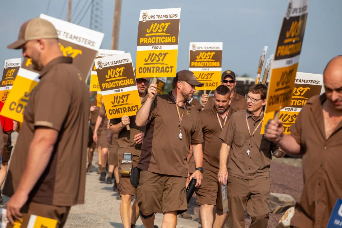 Local Ups Employees Prepare To Strike As Negotiations Stall News Sports Jobs Williamsport