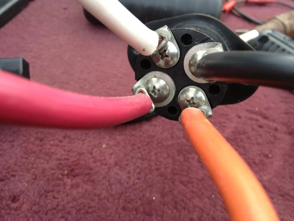 Marinco Trolling Motor Plug Wiring Instructions