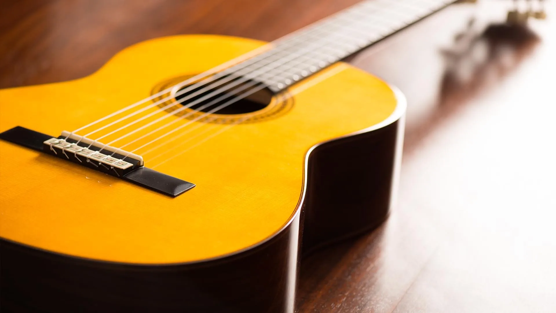Mastering 5 Essential Guitar Chords