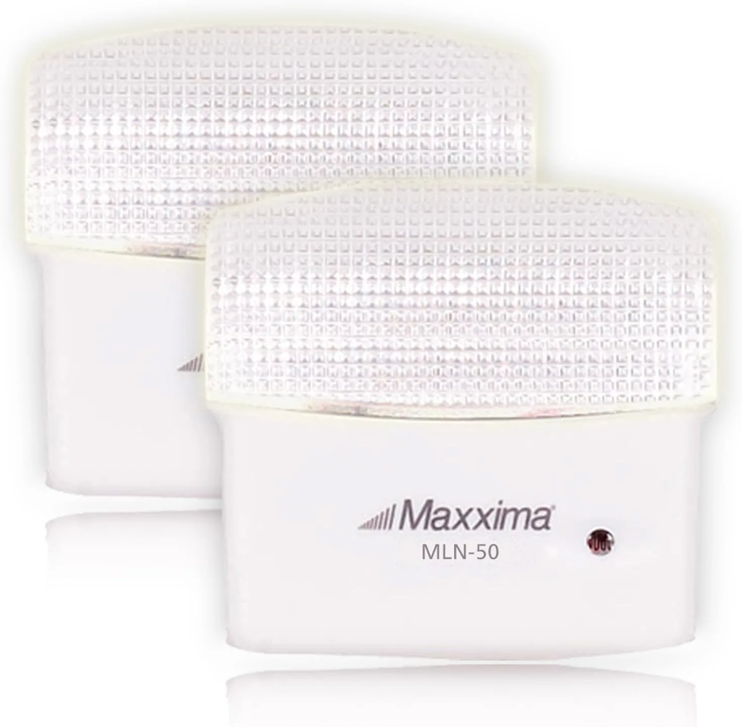 Maxxima Mln 50 5 Led Night Light With Dusk To Dawn Sensor 25 Lumens Plug In Pack Of 2