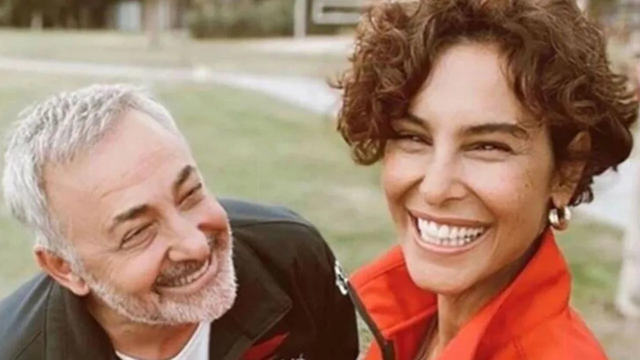 Mehmet Aslantuğ Eski Eşi Arzum Onan Için Şiir Yazdı Türkiye Gazetesi