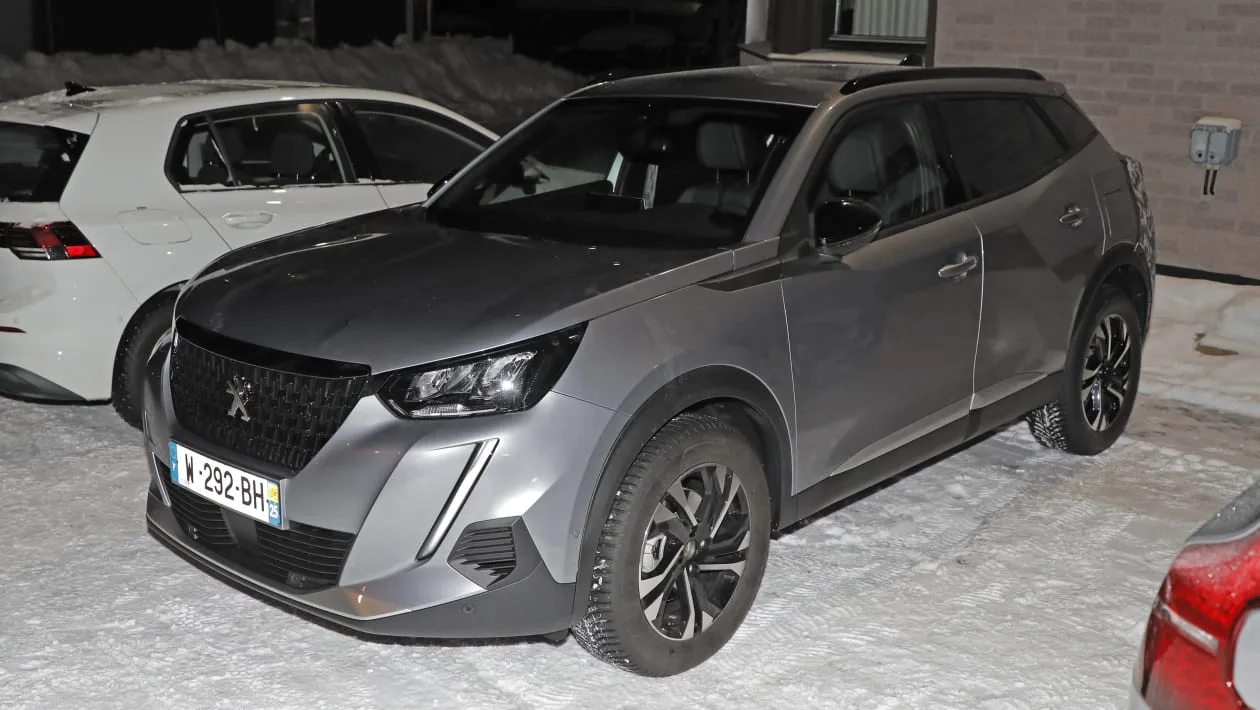 New 2023 Peugeot 2008 Facelift Spied Ahead Of Reveal Pictures Auto Express