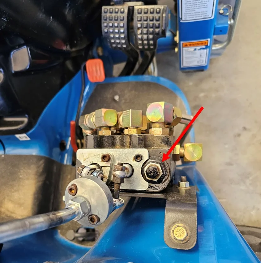 New Holland Tc29 Hydraulic Leak Why Tractorbynet